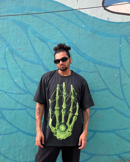 Webbed Claw Oversized T-shirt