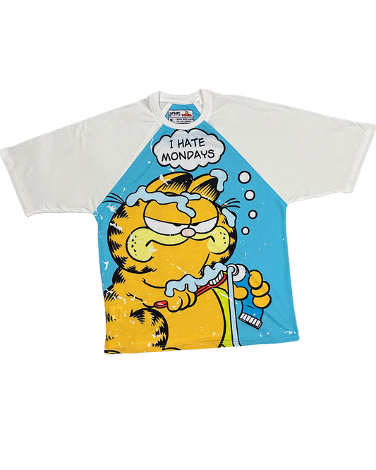 Garfield Hates Monday Oversized Raglan T-shirt