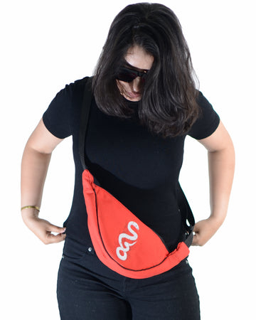 Venom Shoulder Bag