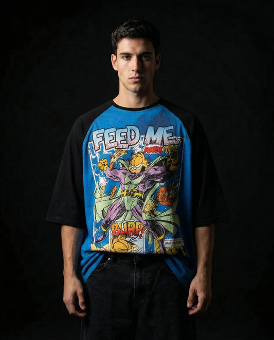 Garfield Feed Me Black Oversized Raglan T-shirt