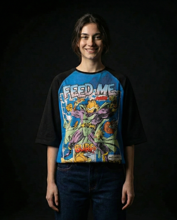 Garfield Feed Me Black Oversized Raglan T-shirt