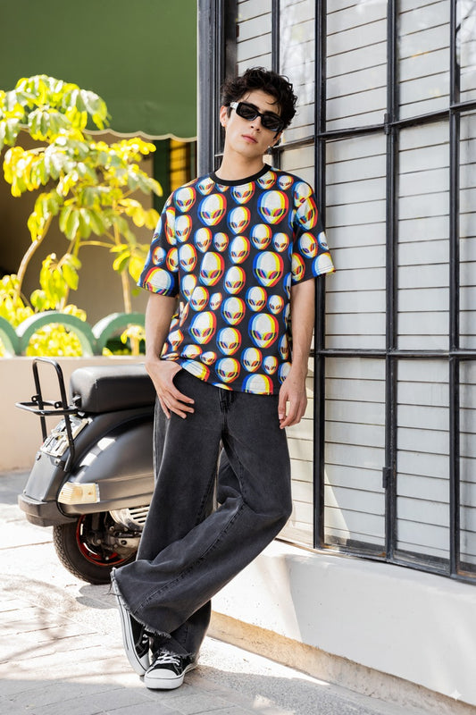 Trippy Alien Oversized Tshirt