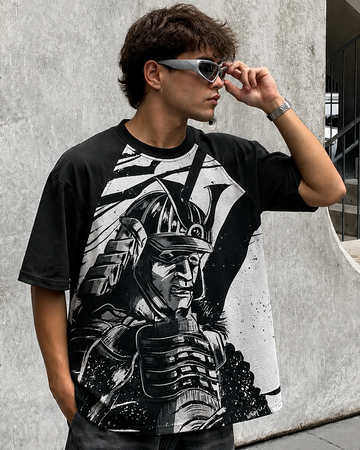 Kingdom Oversized Raglan T-shirt