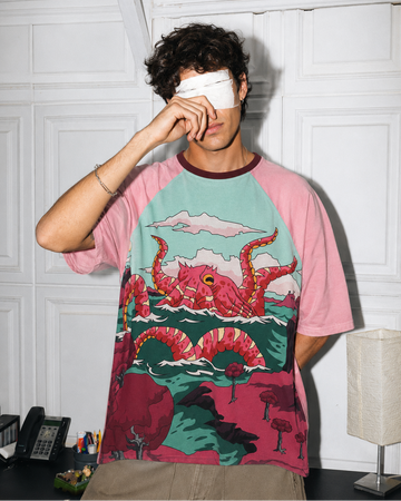 Oceanic Space Oversized Raglan T-shirt