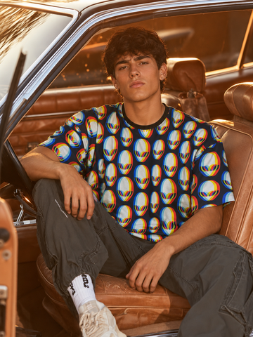 Trippy Alien Oversized Tshirt