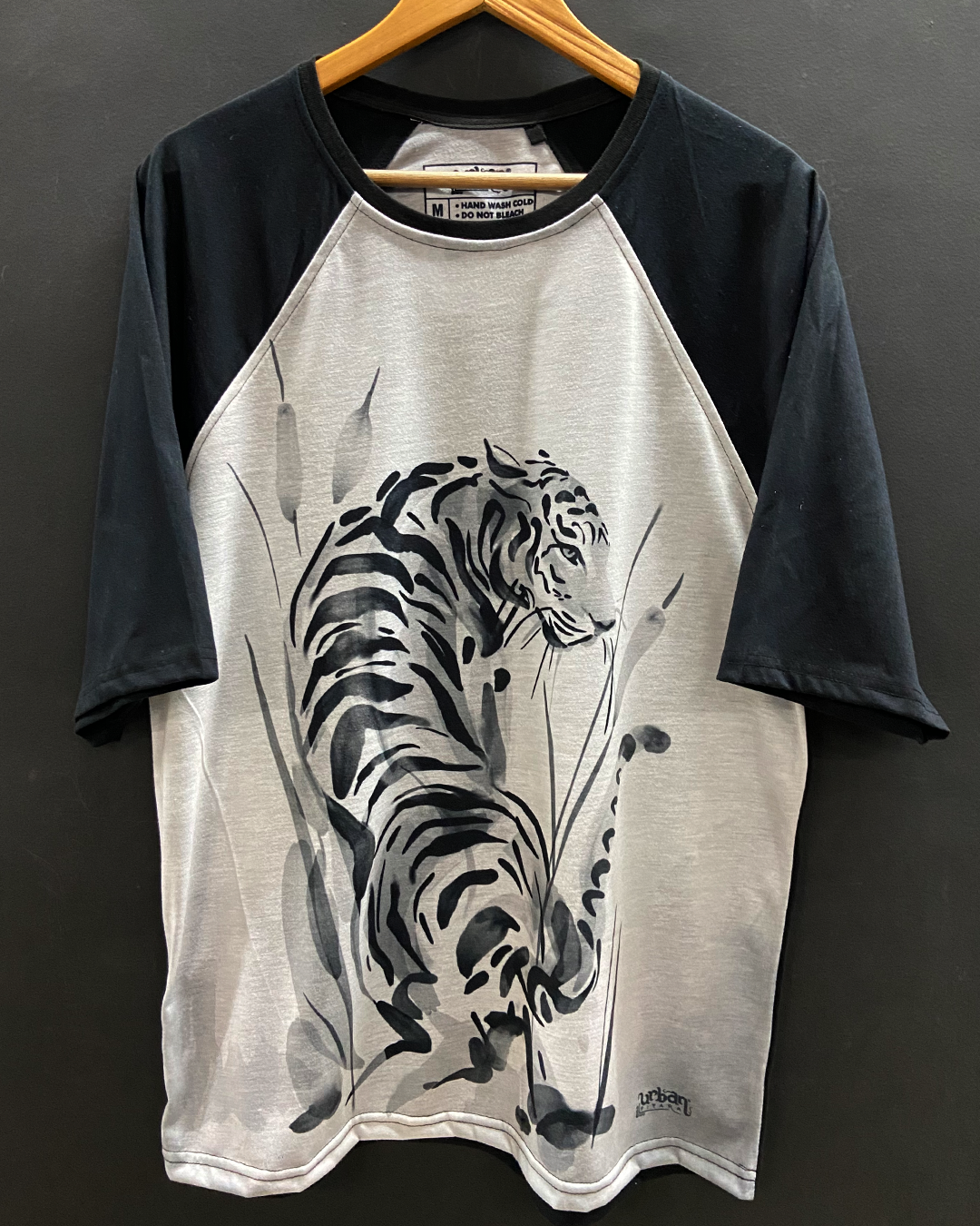 Tyga Oversized Raglan T-shirt